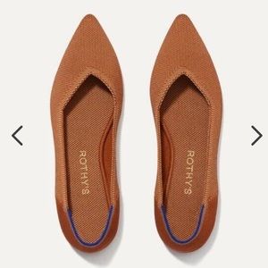 Rothy’s - The Point - Fawn, size 8